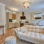 The Doors Luxury Mosonmagyaróvár
