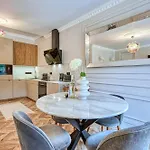The Doors Luxury * Mosonmagyaróvár