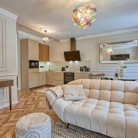 The Doors Luxury Mosonmagyaróvár